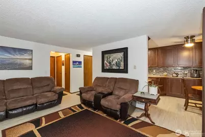 3400 Narrows View Lane NE #204, Bremerton, WA 98310 - Photo 10