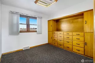 319 E 3rd St, Lind, WA 99341 - Photo 18