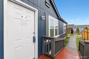 10428 137th St Ct E, Puyallup, WA 98374 - Photo 2