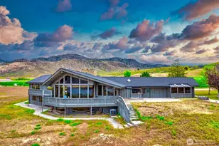 323A Eastlake Rd, Oroville, WA 98844 - Photo 2