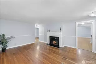 12818 8th Ave NE, Seattle, WA 98125 - Photo 4