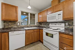 27319 Village Pl NW, Stanwood, WA 98292 - Photo 10