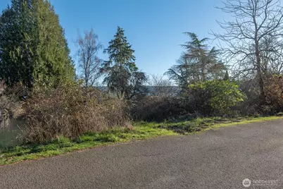 20410 81st Avenue SW, Vashon, WA 98070 - Photo 16