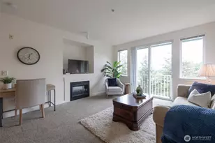 13301 SE 79th Pl, Newcastle, WA 98059 - Photo 6