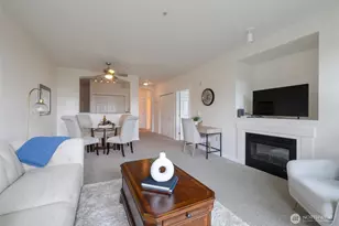 13301 SE 79th Pl, Newcastle, WA 98059 - Photo 8