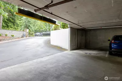 13301 SE 79th Place #B-402, Newcastle, WA 98059 - Photo 20