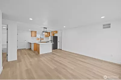 405 E K Street, Shelton, WA 98584 - Photo 6