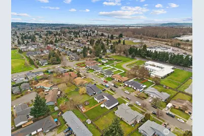 1310 12th Avenue NW, Puyallup, WA 98371 - Photo 22