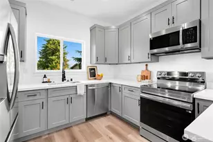 12103 E Gibson Rd, Everett, WA 98204 - Photo 12