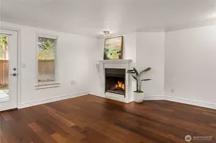 4316 W Lake Sammamish Pkwy SE, Issaquah, WA 98027 - Photo 4