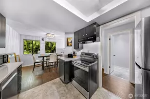 1211 N 8th St, Mount Vernon, WA 98273 - Photo 2