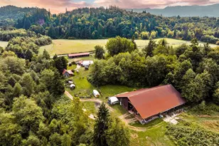 25193 Walker Valley Rd, Mount Vernon, WA 98274 - Photo 32