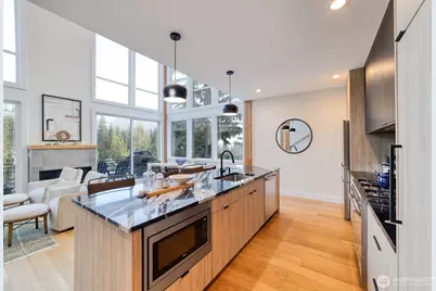 340 Snoqualmie Drive, Snoqualmie Pass, WA 98068 - Photo 4