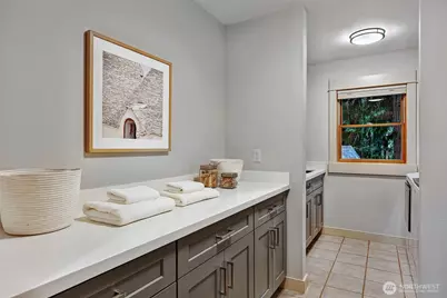 11551 34th Avenue NE, Seattle, WA 98125 - Photo 24