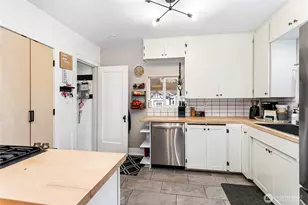 2920 Elm St, Bellingham, WA 98225 - Photo 12