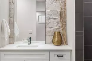 616 Chris David Dr, Steilacoom, WA 98388 - Photo 10