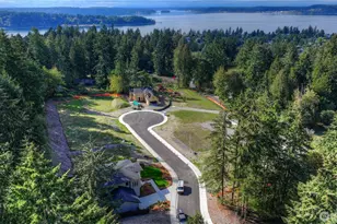 616 Chris David Dr, Steilacoom, WA 98388 - Photo 8