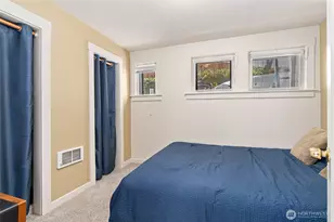 561 Lee St, Seattle, WA 98109 - Photo 36