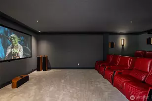 9234 NE 25th St, Clyde Hill, WA 98004 - Photo 28