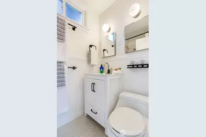 7341 11th Avenue NW, Seattle, WA 98117 - Photo 26
