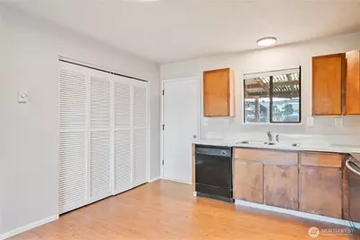 2 Burdick Place #C/D, Longview, WA 98632 - Photo 8