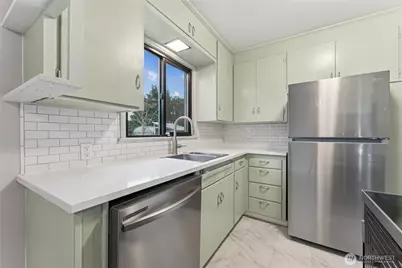 6105 Wildaire Road SW, Lakewood, WA 98499 - Photo 10