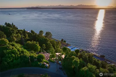 1019 California Lane SW, Seattle, WA 98116 - Photo 20