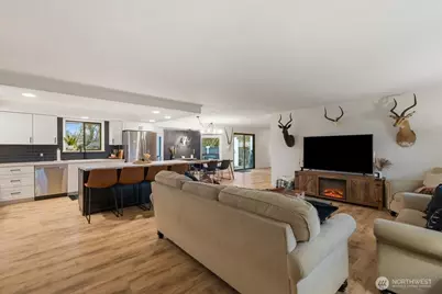 38005 192nd Avenue SE, Auburn, WA 98092 - Photo 4