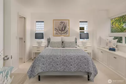 1929 42nd Avenue E #B, Seattle, WA 98112 - Photo 8