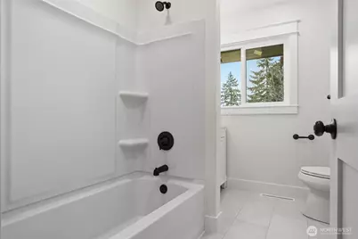 1530 Crestview Drive, Bremerton, WA 98312 - Photo 24