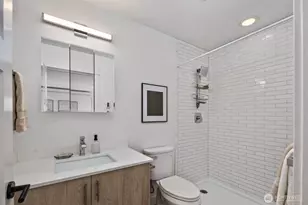 8912 17th Ave NE, Seattle, WA 98115 - Photo 36