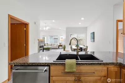 4667 Majestic Drive, Bellingham, WA 98226 - Photo 12