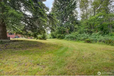20221 Church Lake Road E, Bonney Lake, WA 98391 - Photo 28