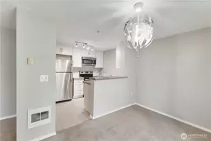 11002 SE Petrovitsky Rd, Renton, WA 98055 - Photo 4