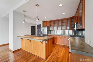 2716 Elliott Ave, Seattle, WA 98121 - Photo 18