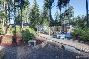 11 E Betty Jo Ct, Union, WA 98592 - Photo 4