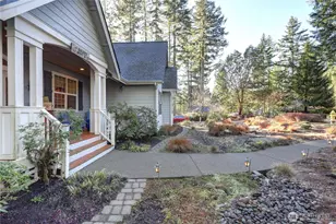 11 E Betty Jo Ct, Union, WA 98592 - Photo 2
