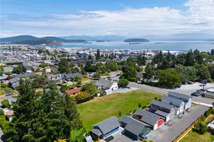 3650 Commercial Ave, Anacortes, WA 98221 - Photo 24