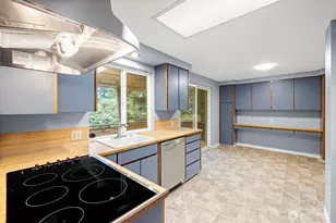 14733 NE 4th Pl, Bellevue, WA 98007 - Photo 14