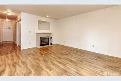 1830 S 336th Street #C102, Federal Way, WA 98003 - Photo 8