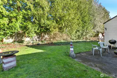 18016 N Park Ave North, Shoreline, WA 98133 - Photo 8