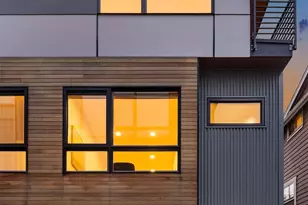 9709 Roosevelt Way NE, Seattle, WA 98115 - Photo 2