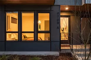 9709 Roosevelt Way NE, Seattle, WA 98115 - Photo 34