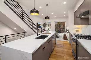 9709 Roosevelt Way NE, Seattle, WA 98115 - Photo 12