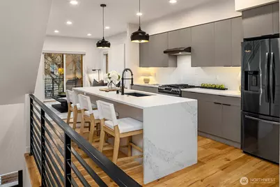 9709 Roosevelt Way NE #A, Seattle, WA 98115 - Photo 10