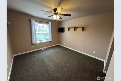 1463 Thompson Circle, DuPont, WA 98327 - Photo 14