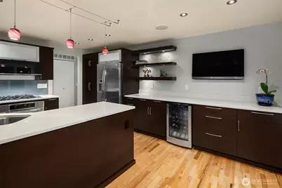 17505 NE 4th Place, Bellevue, WA 98008 - Photo 14