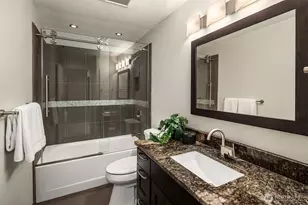 17505 NE 4th Pl, Bellevue, WA 98008 - Photo 22