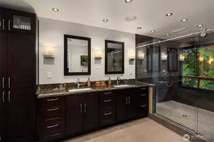 17505 NE 4th Pl, Bellevue, WA 98008 - Photo 18