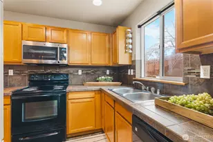 3765 Earendel Ave, Bremerton, WA 98310 - Photo 10